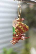 Load image into Gallery viewer, Triangle Pinata Small