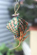 Load image into Gallery viewer, Triangle Pinata Large
